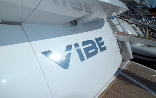 Yacht VIBE -  Swim Platform detail