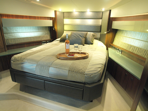 Yacht VIBE -  VIP Cabin