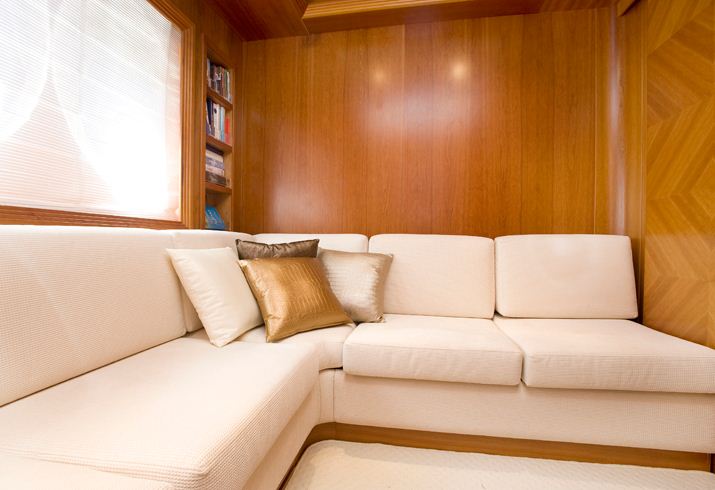 Yacht YUMI - Convertible Guest Cabin