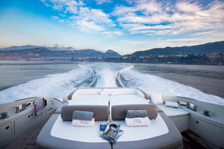 ZEUS Exterior - Aft Deck Sun Pads