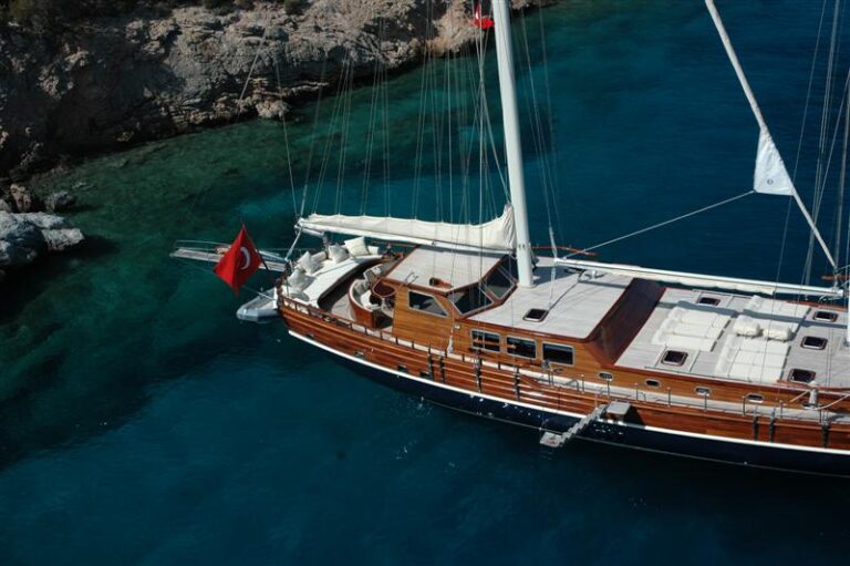 Zephyria II -  deck