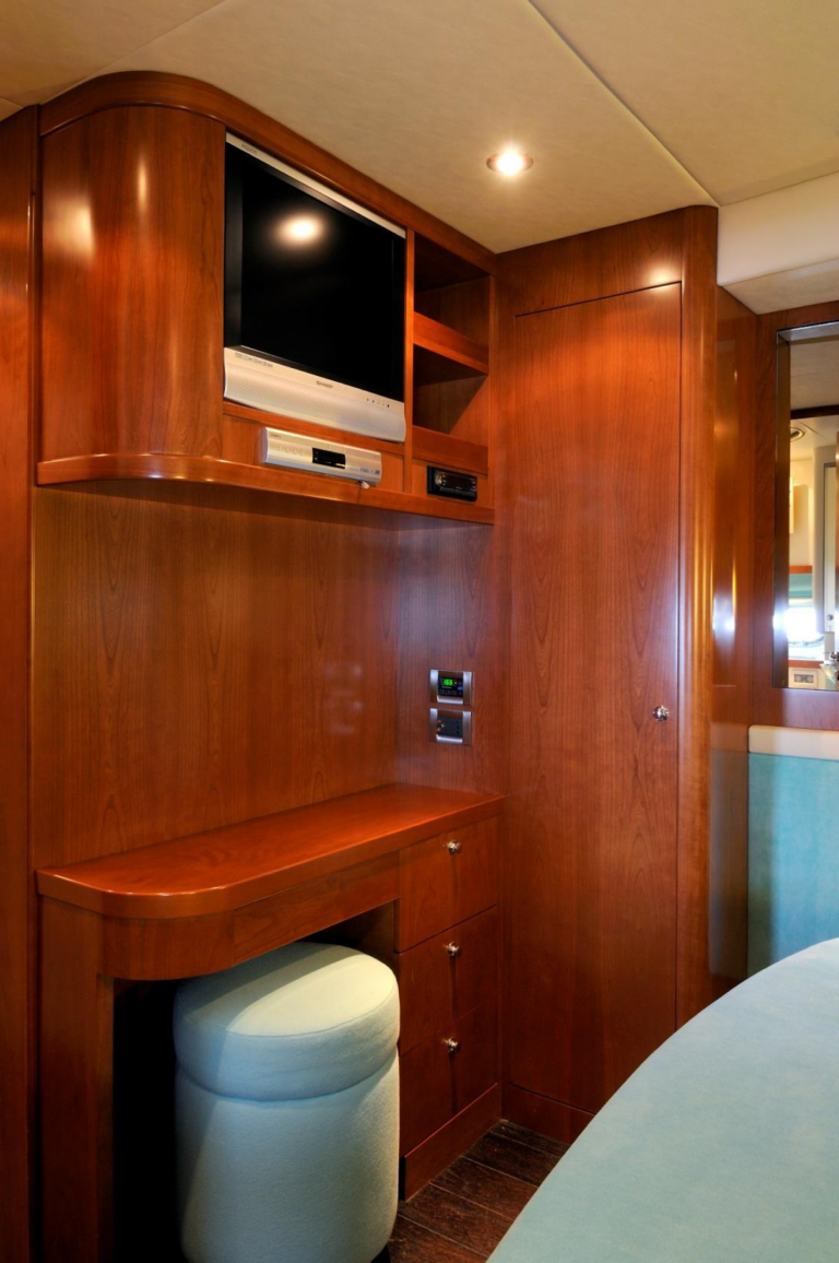 Charter yacht A&I