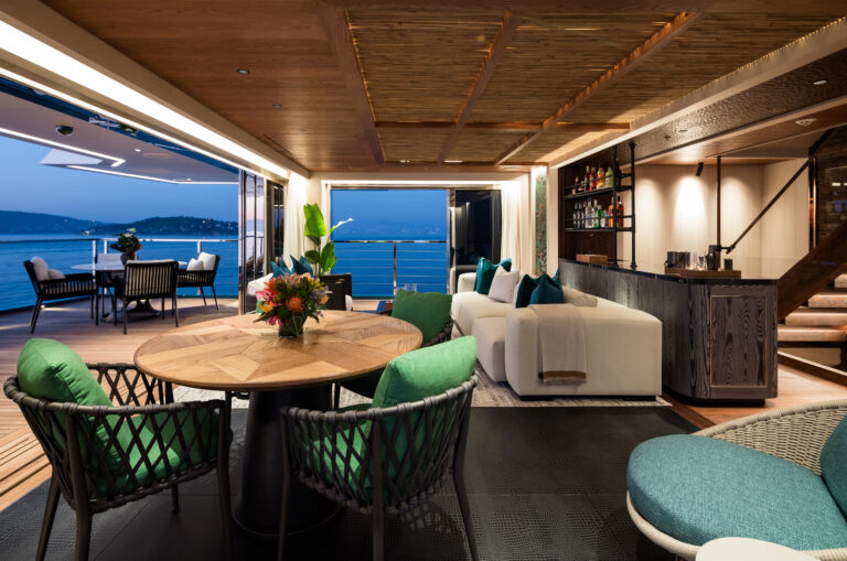 Aft Deck Dining - Photo Jeff Brown