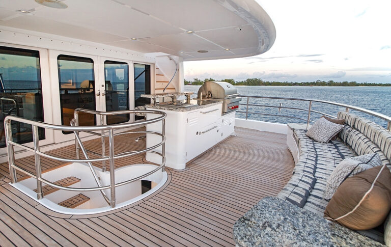Aft Seating Upper Deck