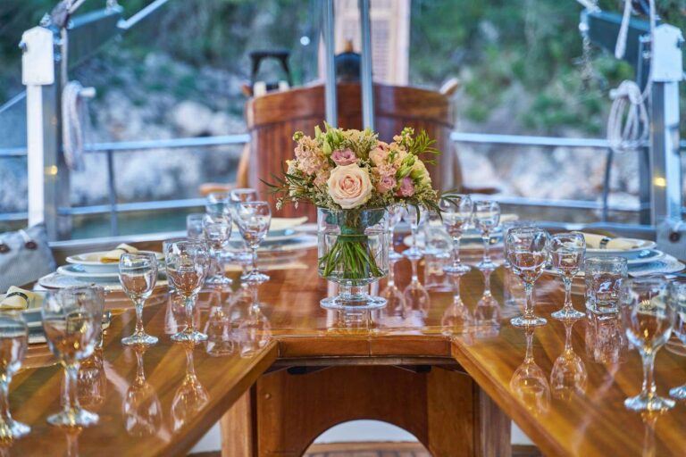 Al Fresco Dining Detail