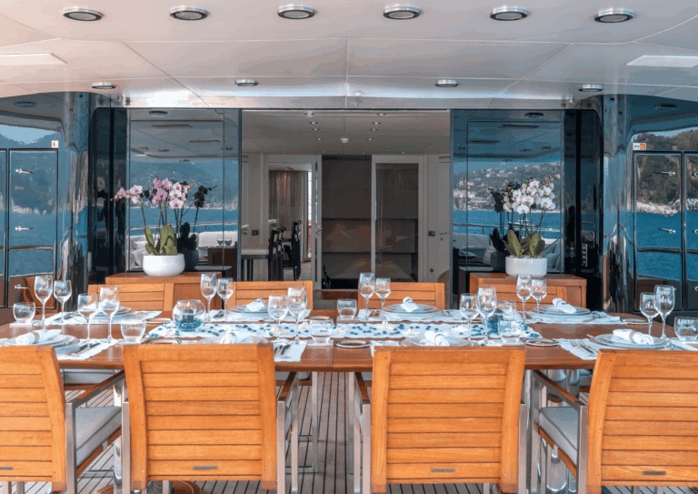 Al Fresco Dining Set Up