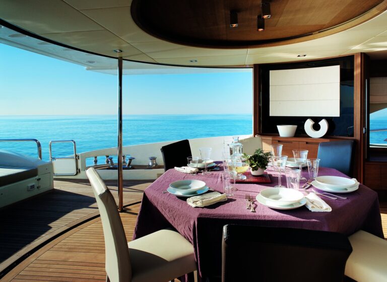 Alfresco Dining