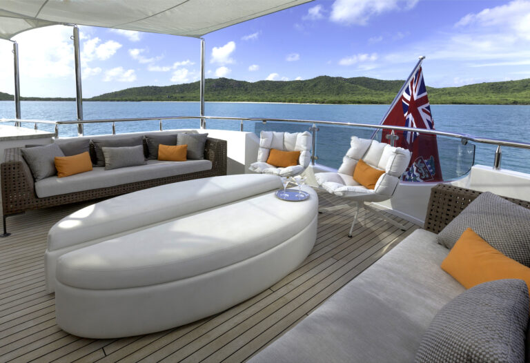 Sundeck Lounge