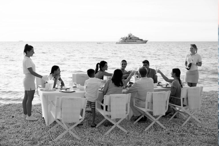 Beach Dining