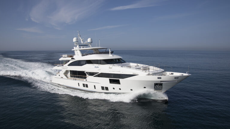 Benetti Fast 125
