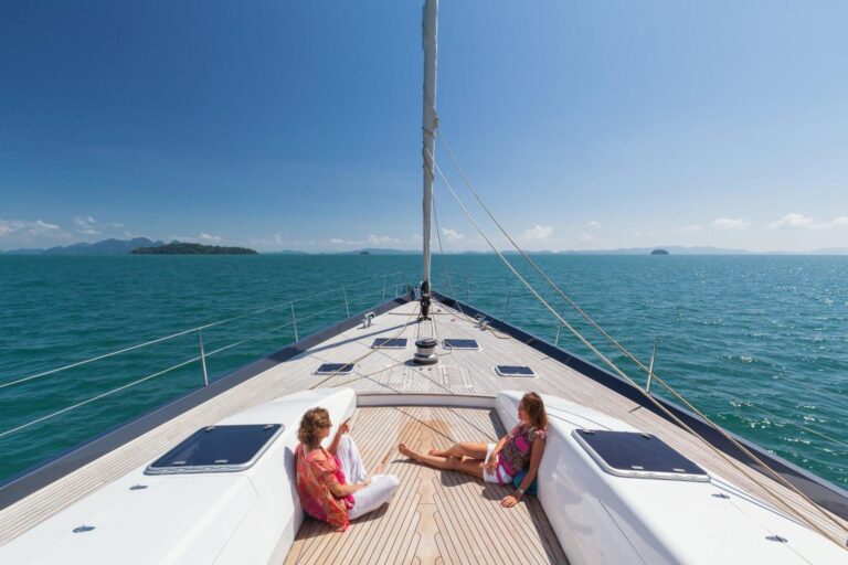 Bow Deck Area