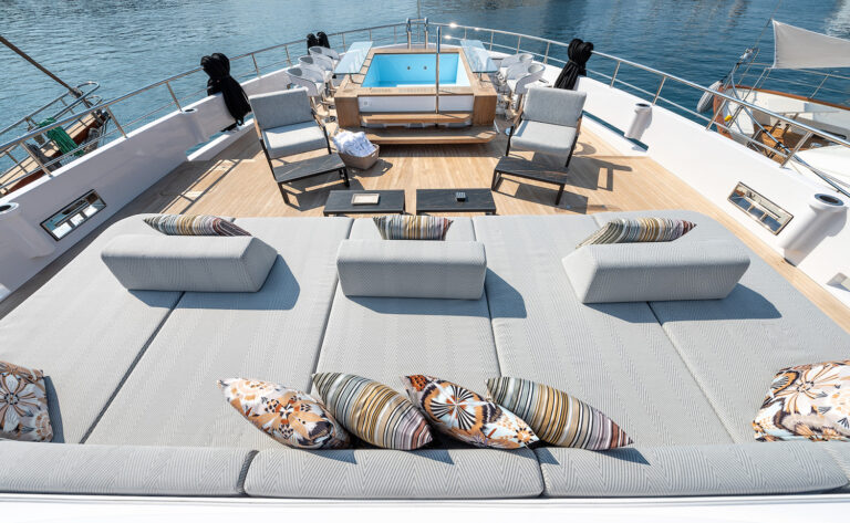 Bow Sunbathing And Jacuzzi