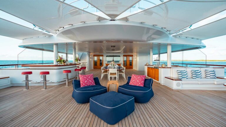 Bridge Aft Dining
