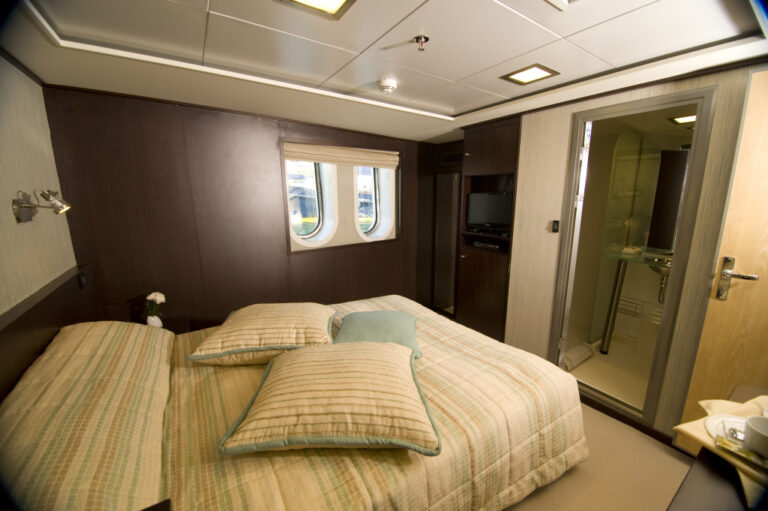 Cat C Cabin