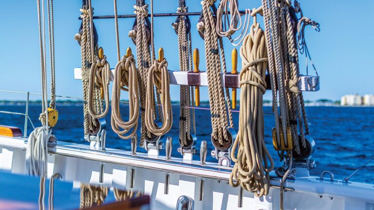 Columbia Classic Sailing Yacht - Ropes Detail