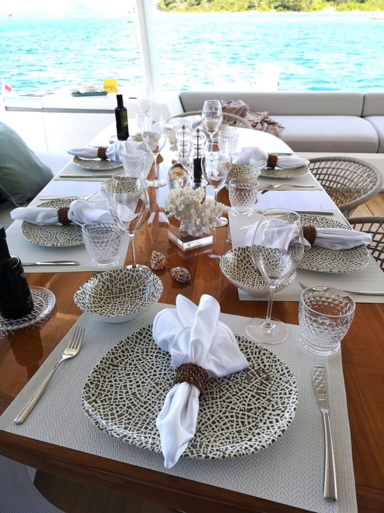 Dining Set Up With Elegance