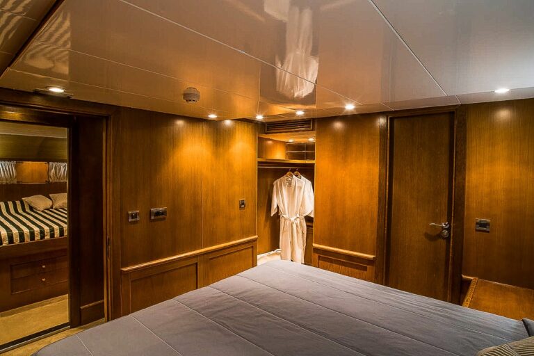 Double Cabin Wardrobe