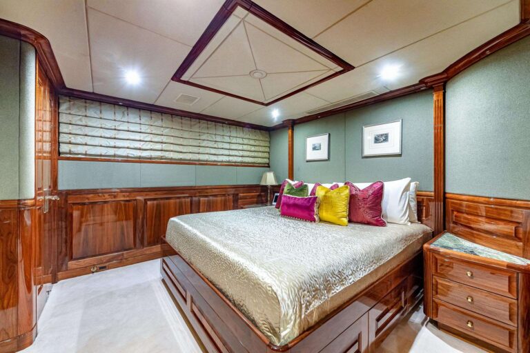 Double Guest Cabin
