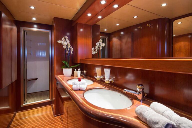 Double Sink