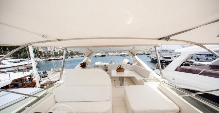 Flybridge Area