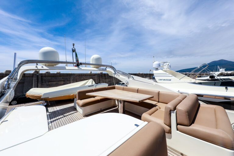 Flybridge Seatig And Lounging Area