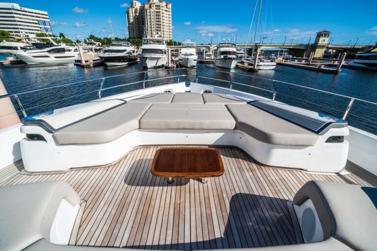 Foredeck Snbathing