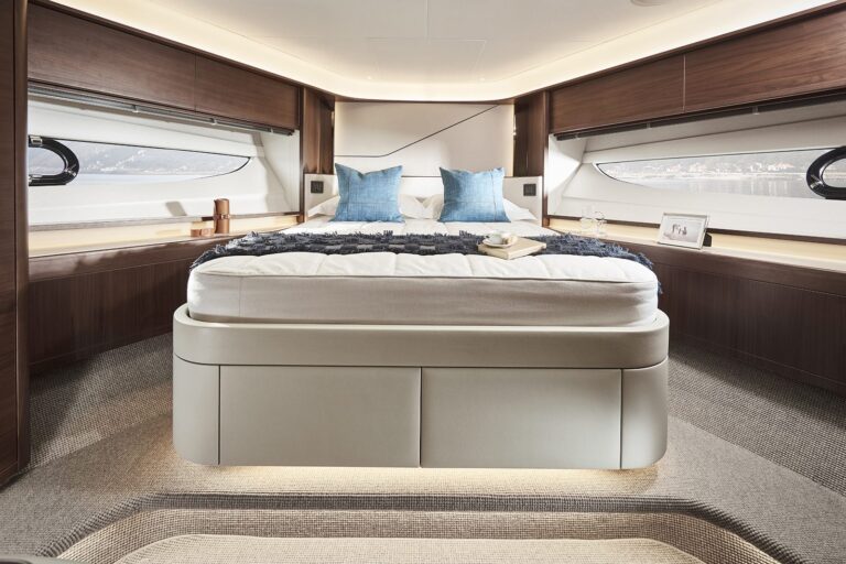 Forward Guest Cabin