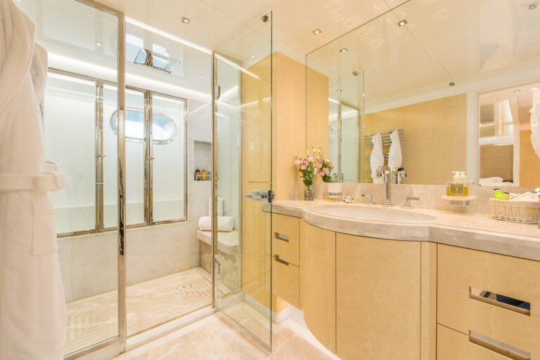 Guest Bathroom With Show And Bath