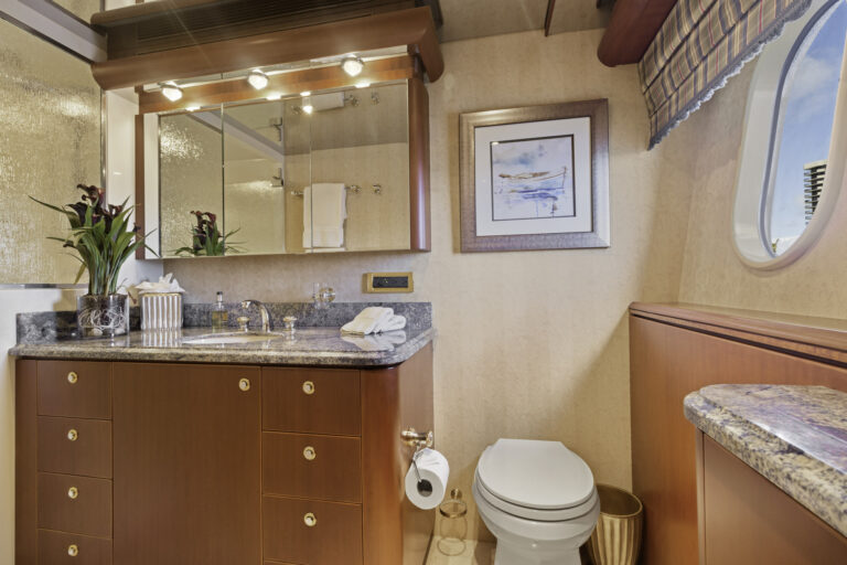 Guest ensuite
