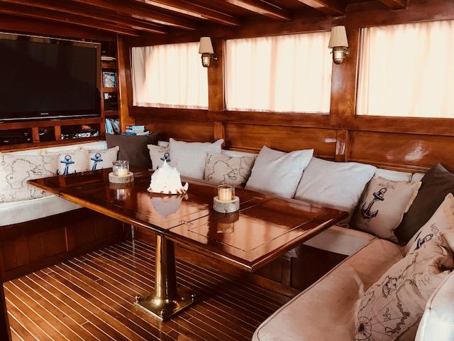 Interior Dining And Seating