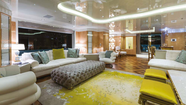 Main Deck Salon