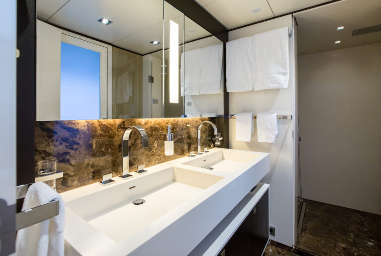 Master Suite Bathroom