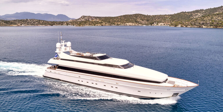 Motor Yacht ELEMENT