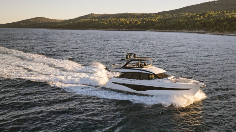 Motor Yacht ELIZABETH