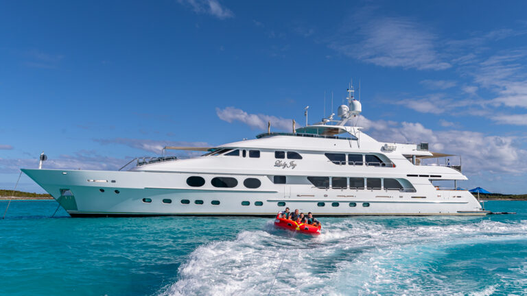 Motor Yacht LADY JOY