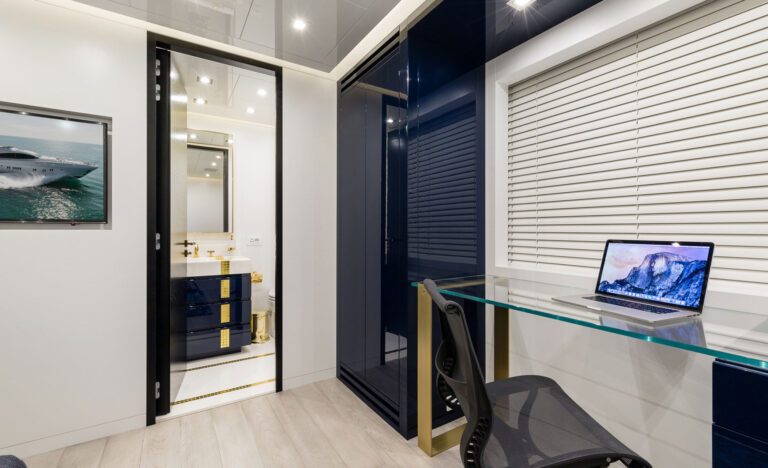 Office : Study Area