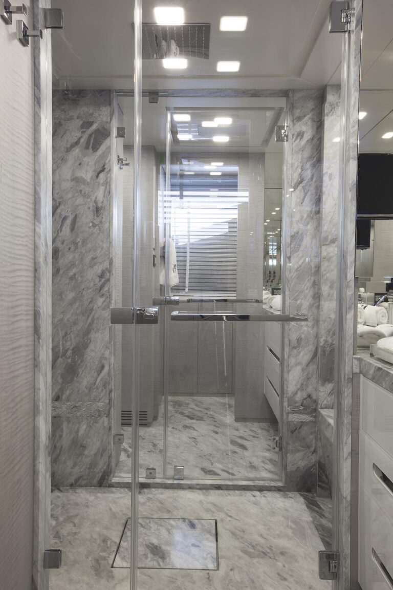 Owner Bathroom On The Main Deck