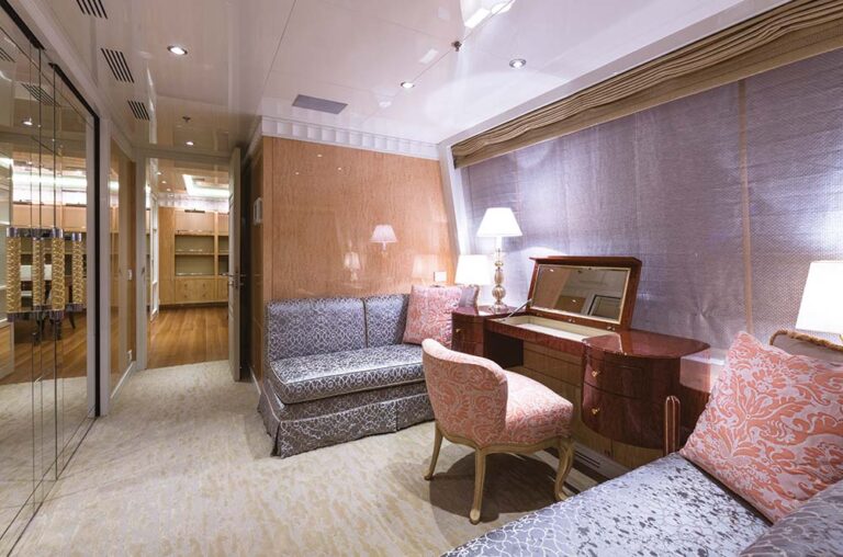 Owners Area vanity lounge