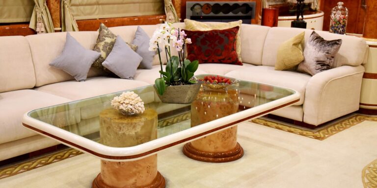 Saloon Cofee Table