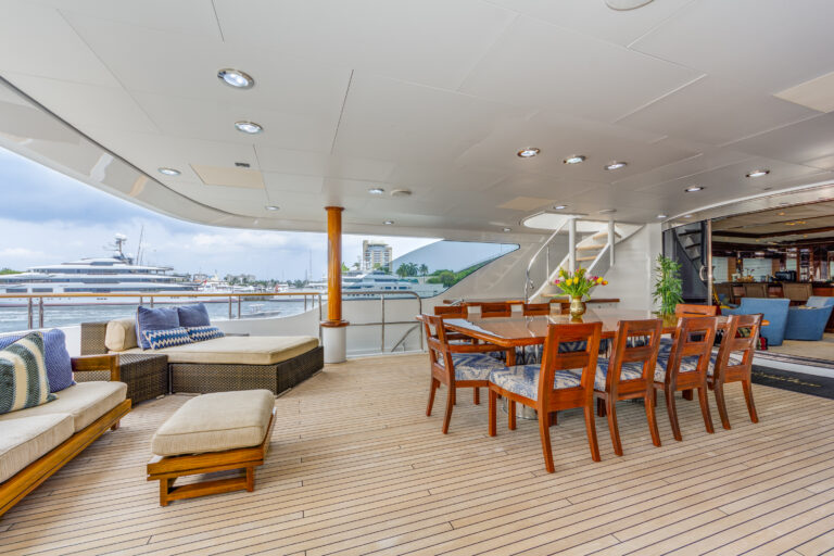 Sky Deck - Exterior