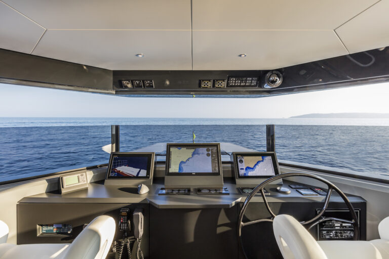 Sky Lounge Forward - Wheelhouse