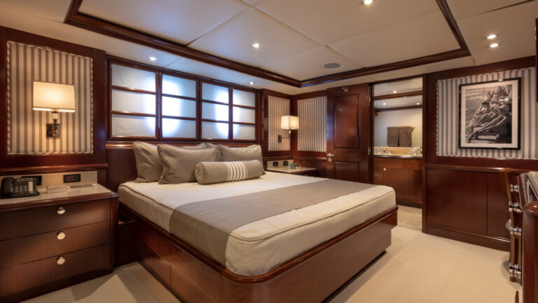 Starboard Aft King Stateroom