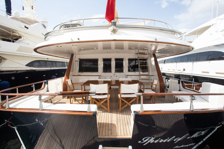 Stern - Aft Deck