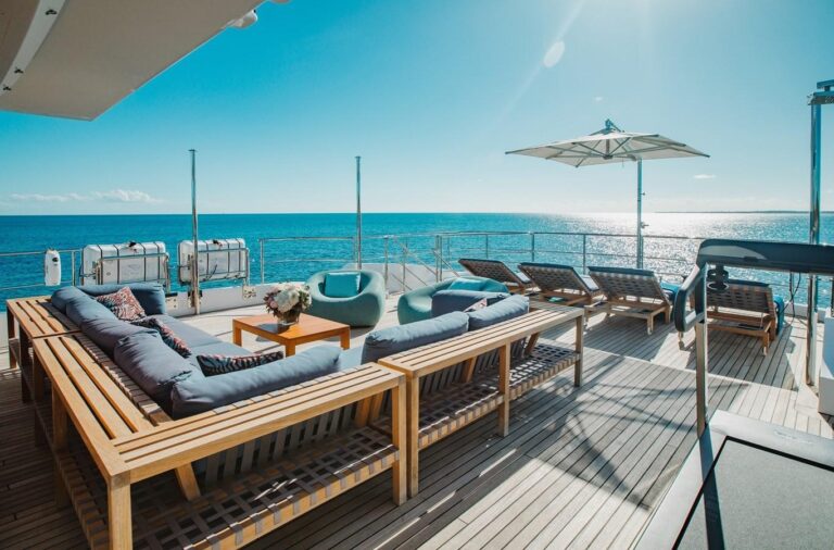 Sunbathing And Relaxation Area