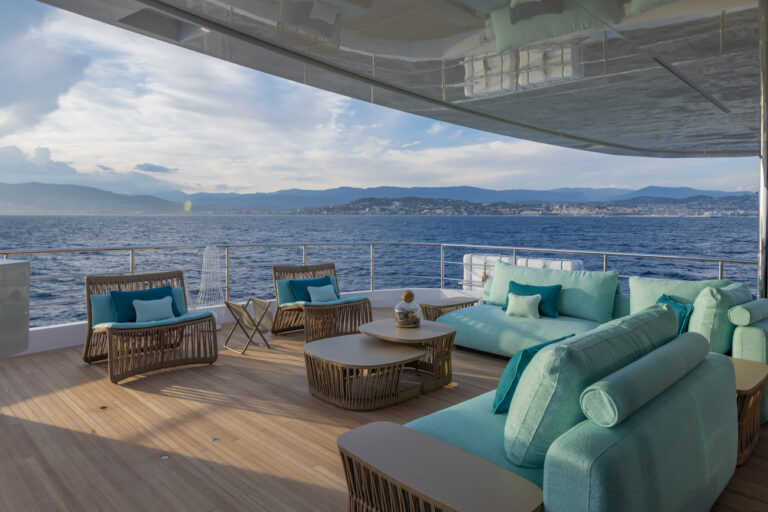 Sundeck - Seating