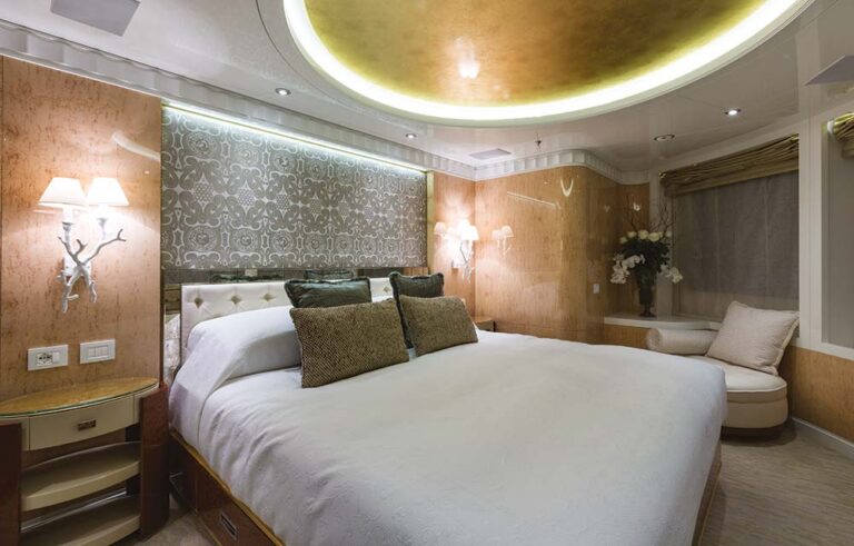 Vip Cabin