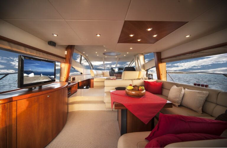 Yacht SAINT GEORGE Salon