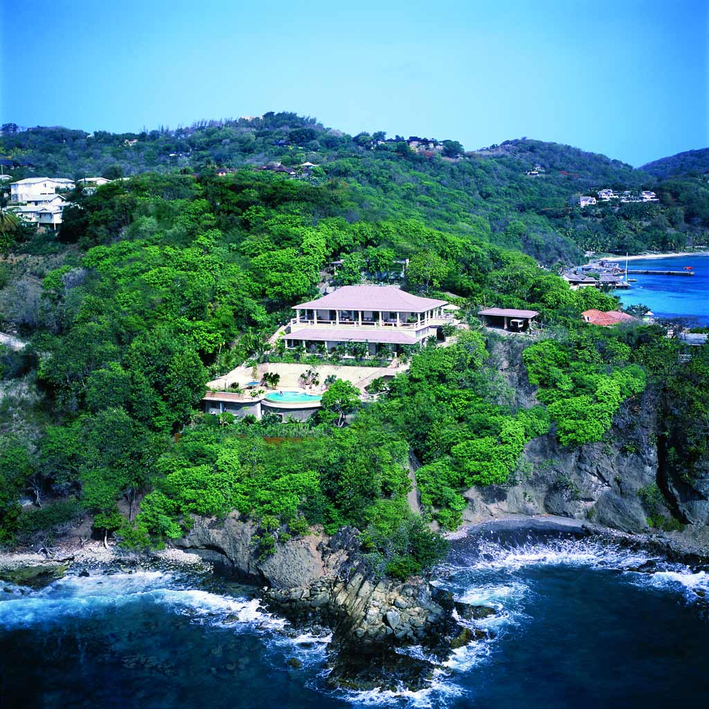 Luxury properties in Mustique