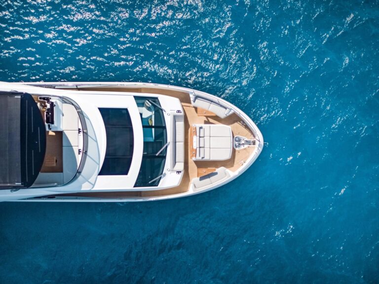 Foredeck Relaxation Area