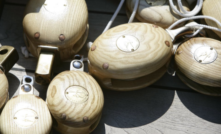 Rigging Chanels With Rope